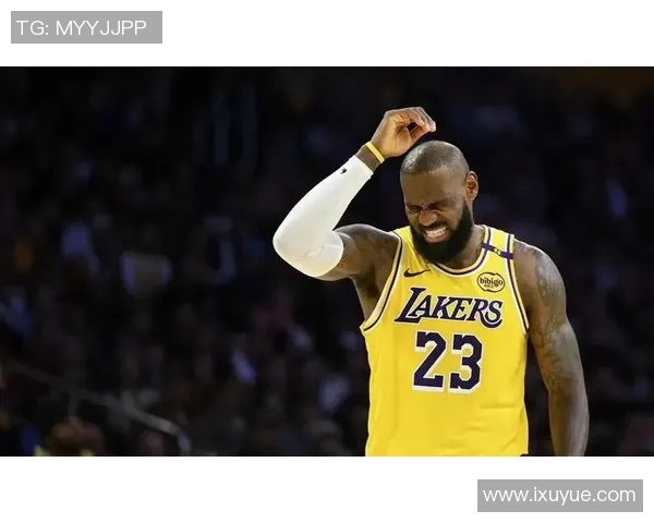 湖人对掘金第五场激战回顾球员表现与战术分析全景呈现